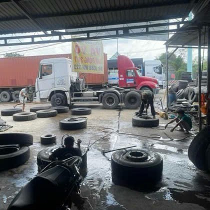 Thay lốp xe mới các loại giá rẻ tại - Bình Dương